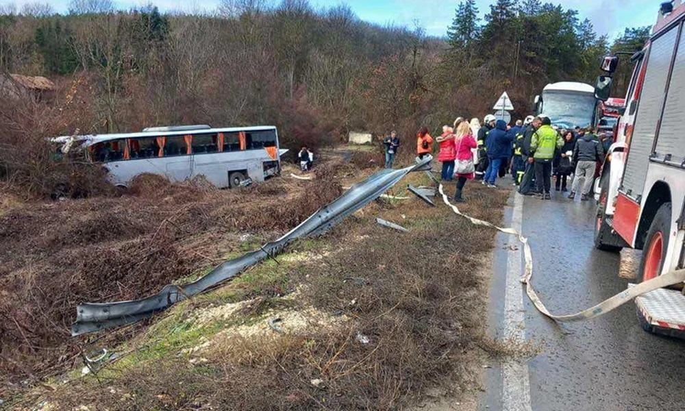 Βουλγαρία: 8 Έλληνες τραυματίες σε τροχαίο με τουριστικό λεωφορείο